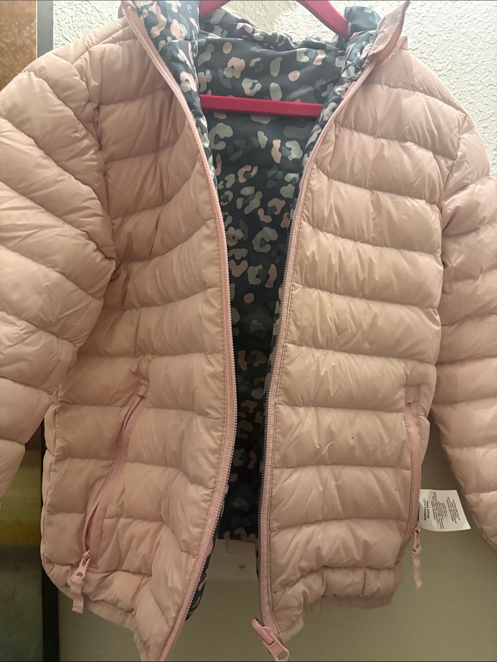 Eddie Bauer Light Pink Hooded Quilted Puffer Jacket with Patterned Lining